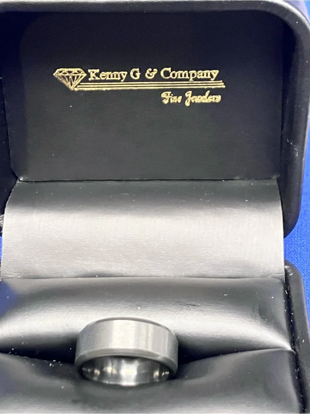 Men's sz 6 Black Zirconium Wedding Band - Sleek Matte Finish